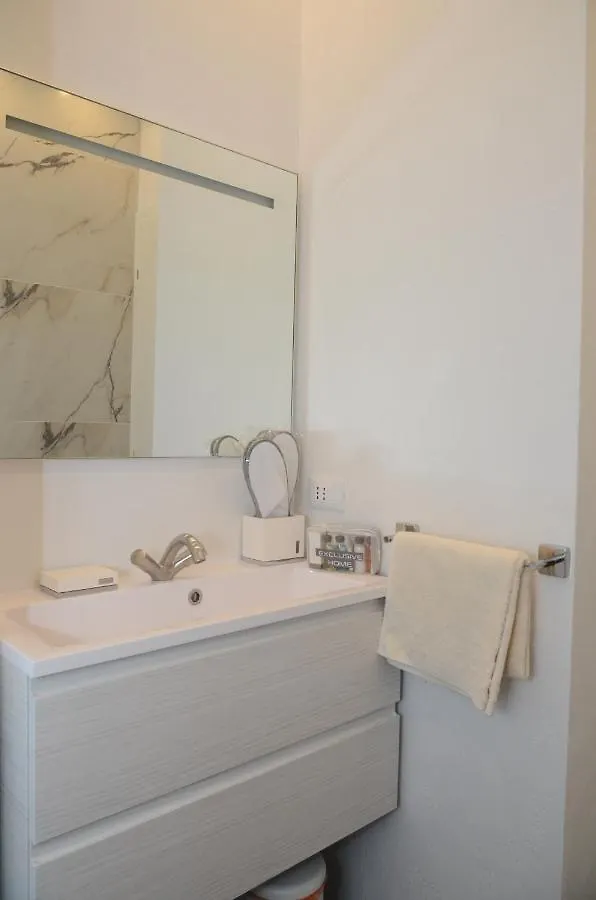 Exclusive Home 1 Misano Adriatico 0*,